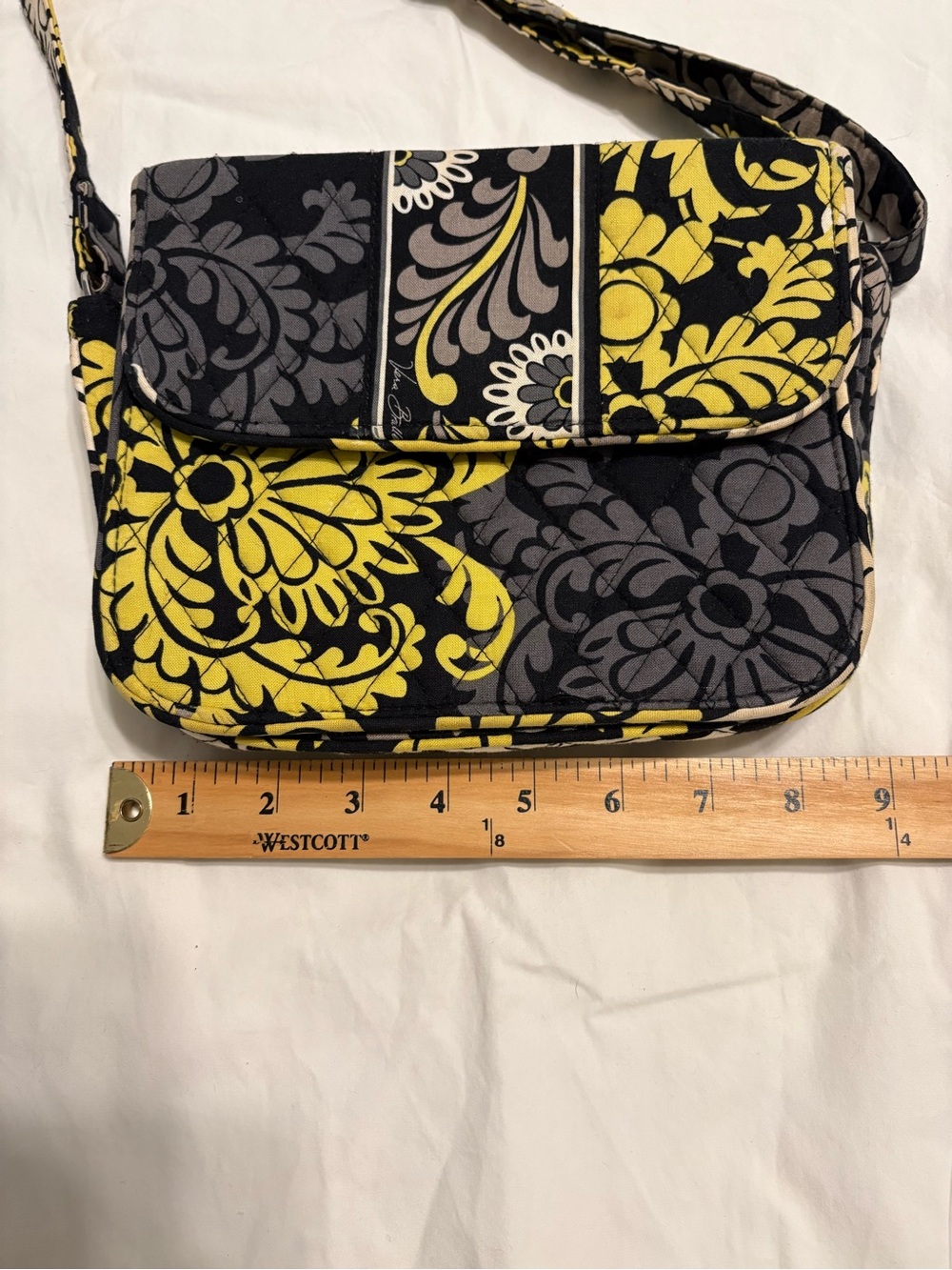VERA BRADLEY Baroque Retired Winter2010 Hipster Crossbody Adjustable Strap Purse - Picture 8 of 9